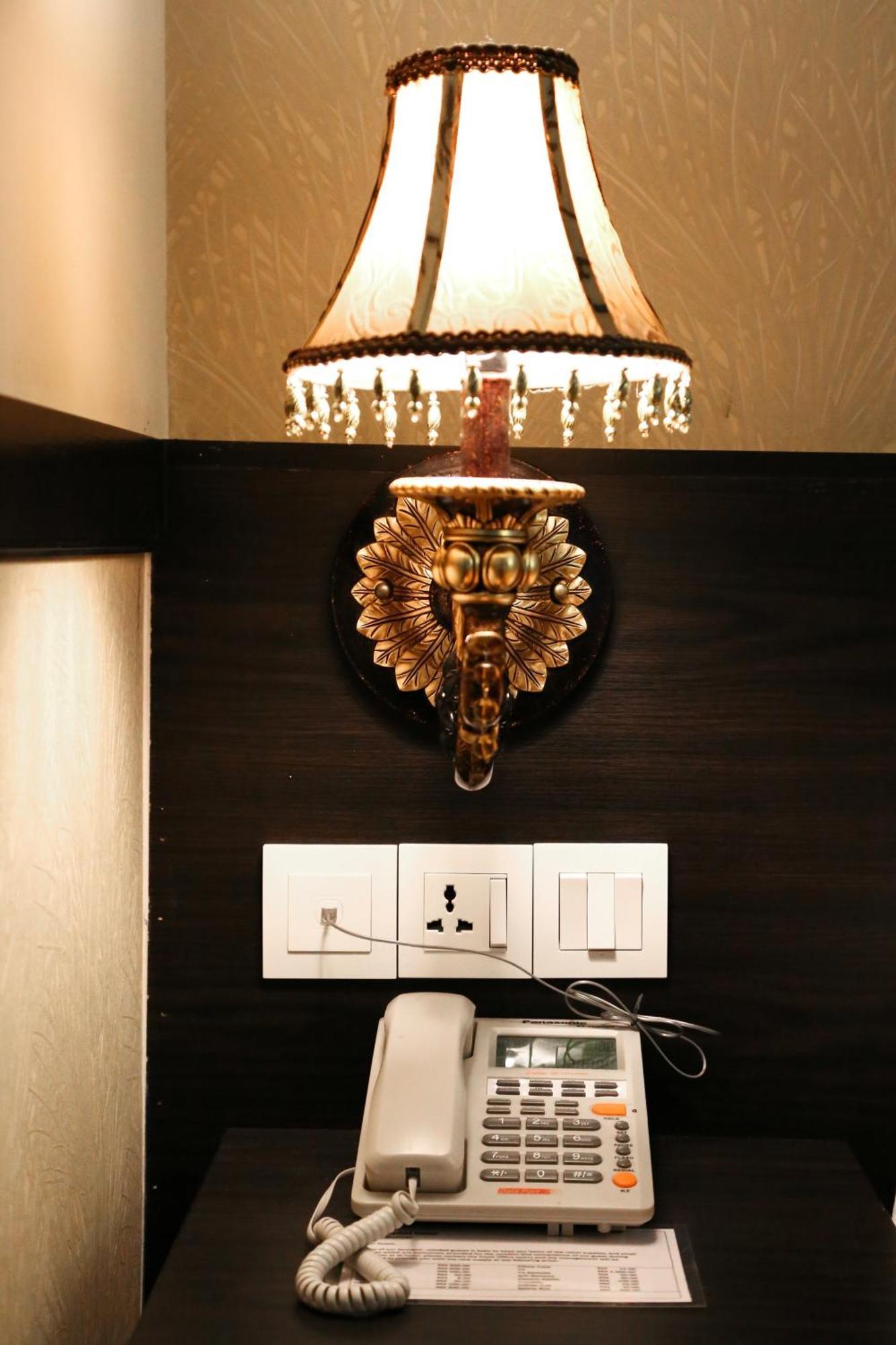 เค การ์เดน โฮเต็ล ปาริต บุนตาร์ Hotel ห้อง รูปภาพ