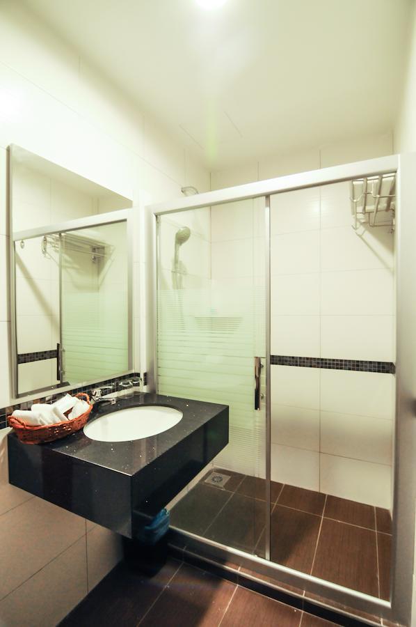 เค การ์เดน โฮเต็ล ปาริต บุนตาร์ Hotel ห้อง รูปภาพ