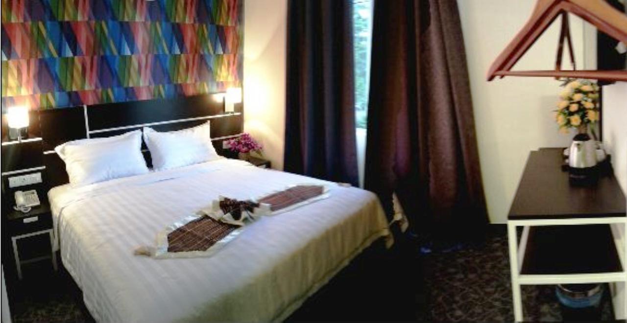 เค การ์เดน โฮเต็ล ปาริต บุนตาร์ Hotel ห้อง รูปภาพ